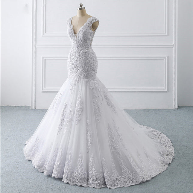 Brautschwanz, schlankes Meerjungfrau-Licht-Hochzeitskleid