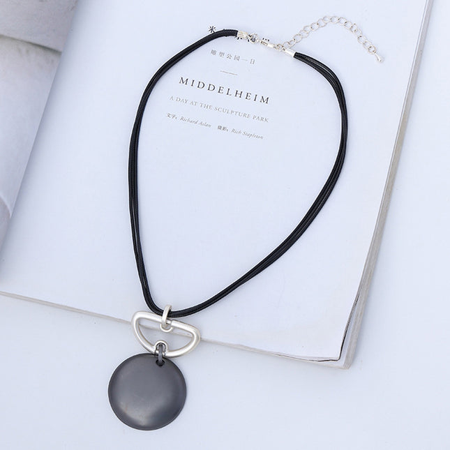 Wholesale Women's Fashion Simple Long Choker Geometric Metal Necklace