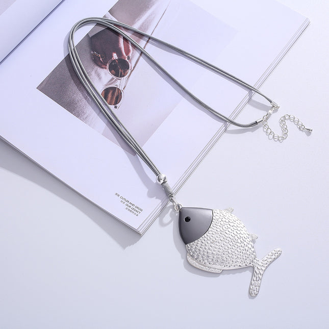 Wholesale Women's Original Fashion Fish Shape Pendant Geometric Metal Necklace