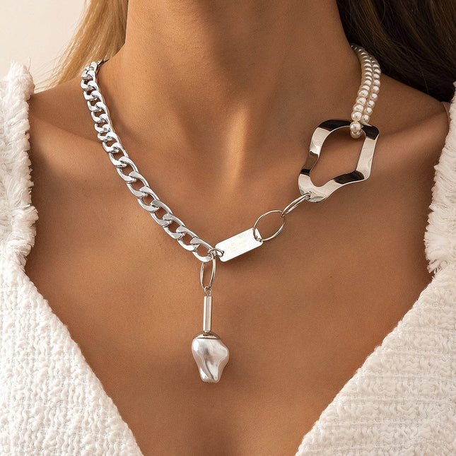Women's Imitation Pearl Necklace Irregular Metal Geometric Necklace