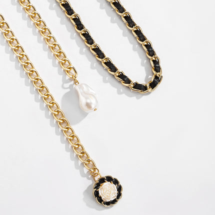 Shaped Imitation Camellia Disc Velvet Chain Pearl Necklace
