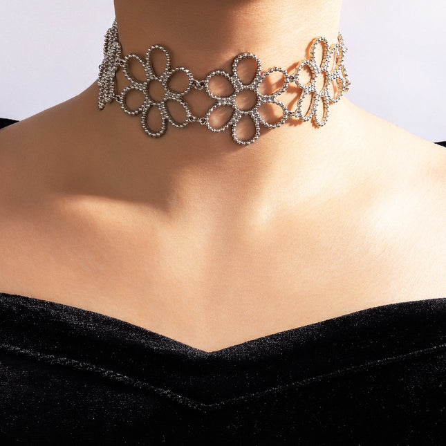 Blumenausschnitt-Blumen-unregelmäßige breite Schlüsselbein-Ketten-Halskette