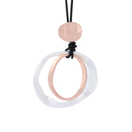 Wholesale Women's Irregular Twisted Oval Geometric Metal Necklace