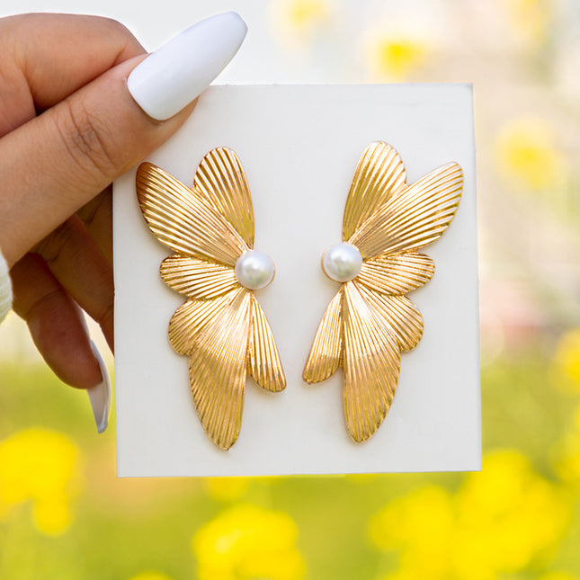 Pearl Inlaid Butterfly Geometric Irregular Alloy Earrings
