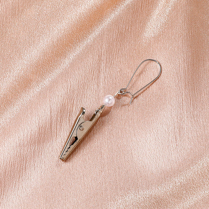 Wholesale Fashion Creative Metal Earring Single Funny Clip Earring