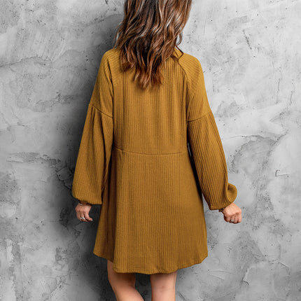 Einfarbiges kurzes Kleid Langarm-Strickpullover-Kleid